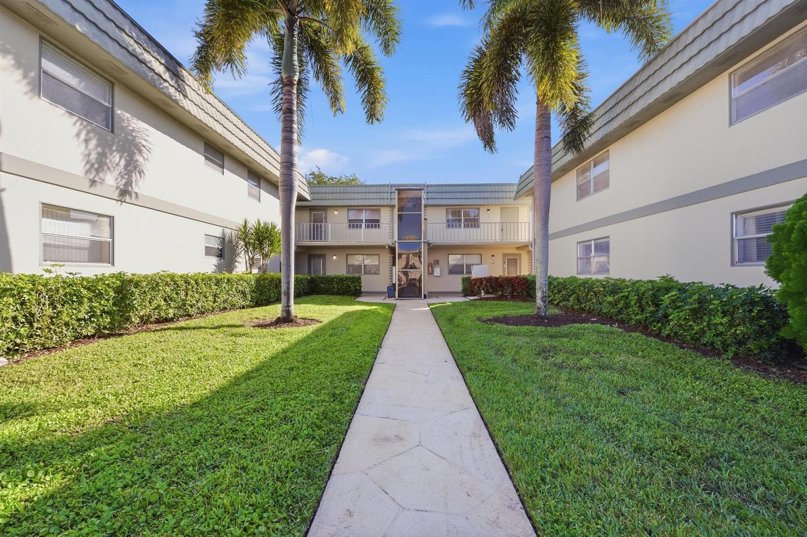 710 Monaco O, Delray Beach, FL 33446 photo 4