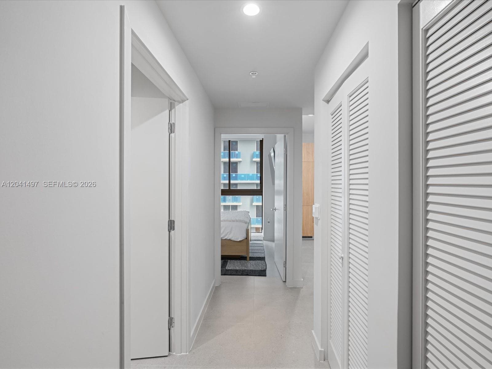 11 NE 6th St # 807, Miami, FL 33132 photo 8
