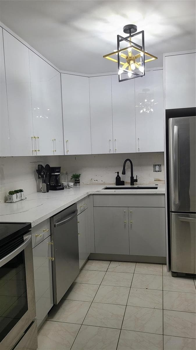 2500 Parkview Drive # 802, Hallandale Beach, FL 33009 photo 8
