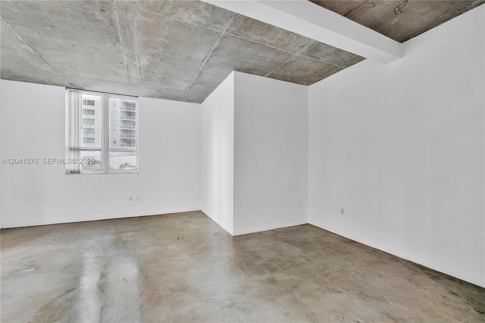234 NE 3rd St # 1404, Miami, FL 33132 photo 6
