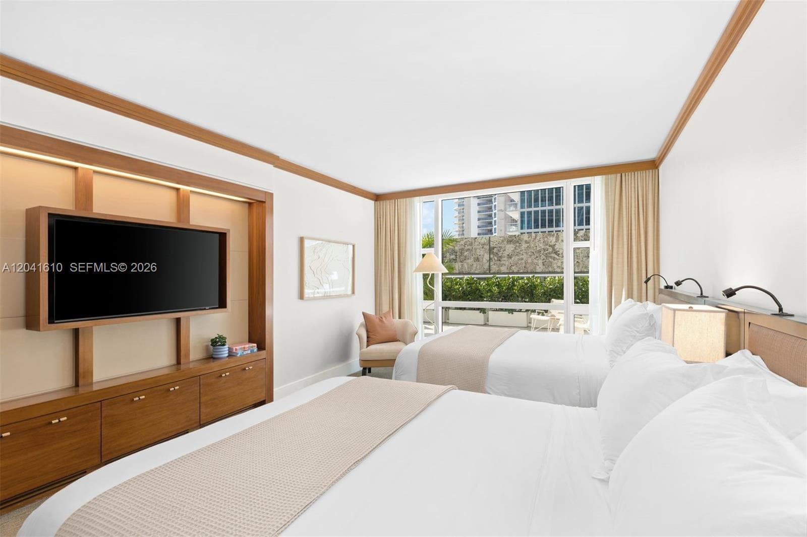 6801 Collins Ave # DOOR 606, Miami Beach, FL 33141 photo 6