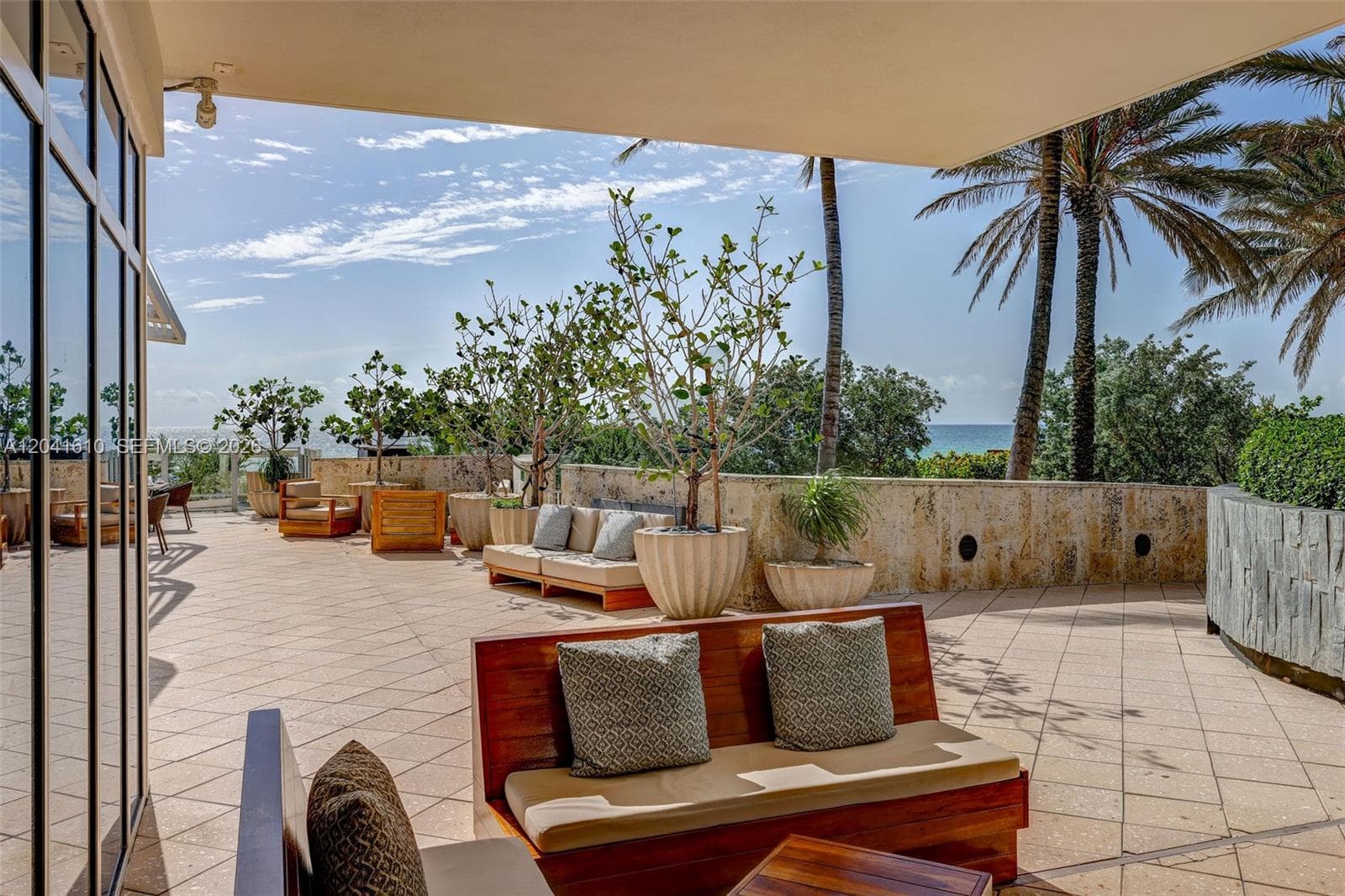 6801 Collins Ave # DOOR 606, Miami Beach, FL 33141 photo 13