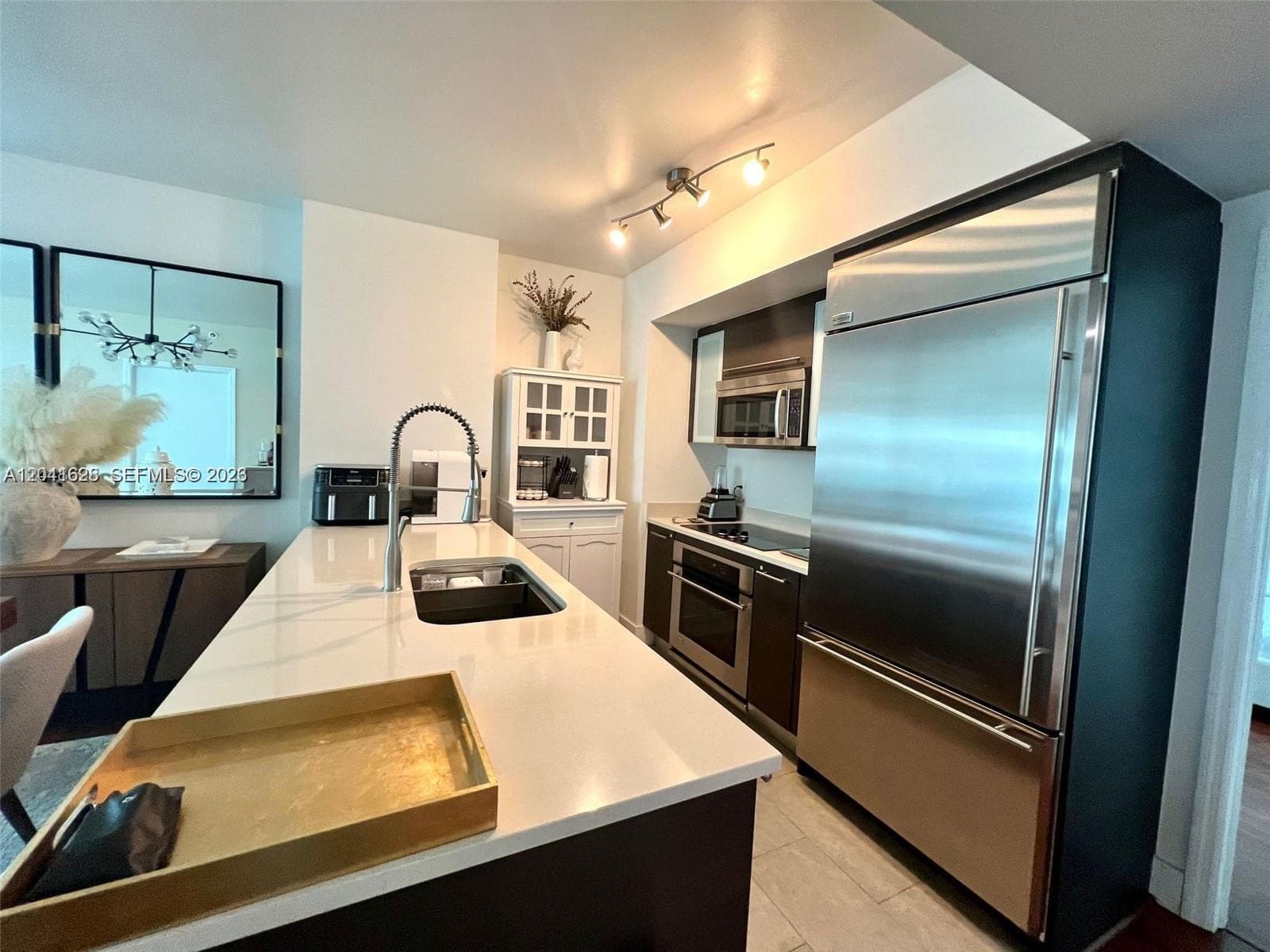 500 Brickell Ave # 1410, Miami, FL 33131 photo 7