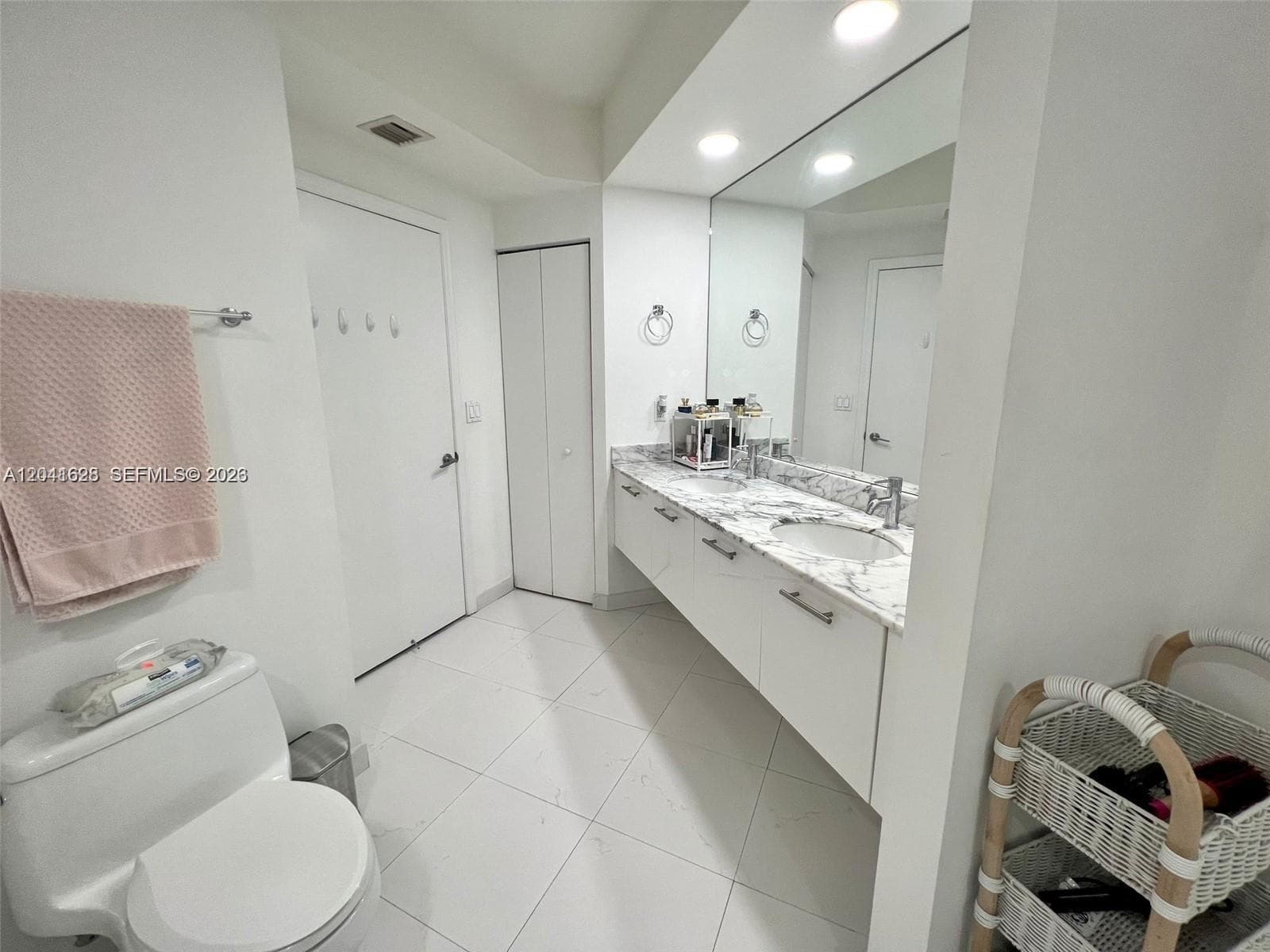 500 Brickell Ave # 1410, Miami, FL 33131 photo 11