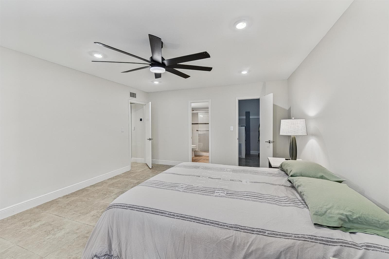 9 NE 19th Court # C112, Wilton Manors, FL 33305 photo 12