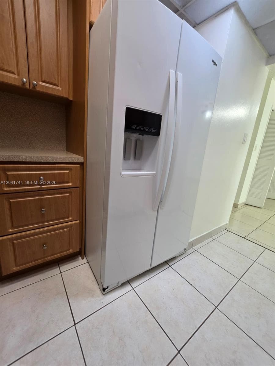 6930 Miami Gardens Dr # 1-209, Hialeah, FL 33015 photo 7