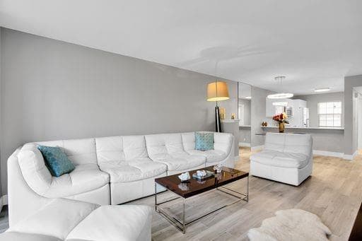 3503 Oaks Way # 303, Pompano Beach, FL 33069 photo 8
