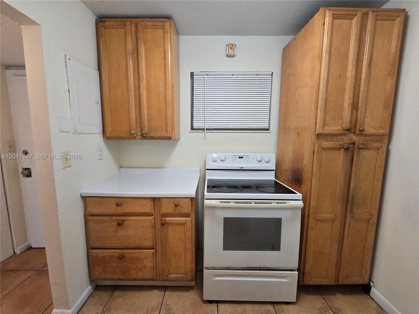 3600 NW 21st St # 103, Lauderdale Lakes, FL 33311 photo 9