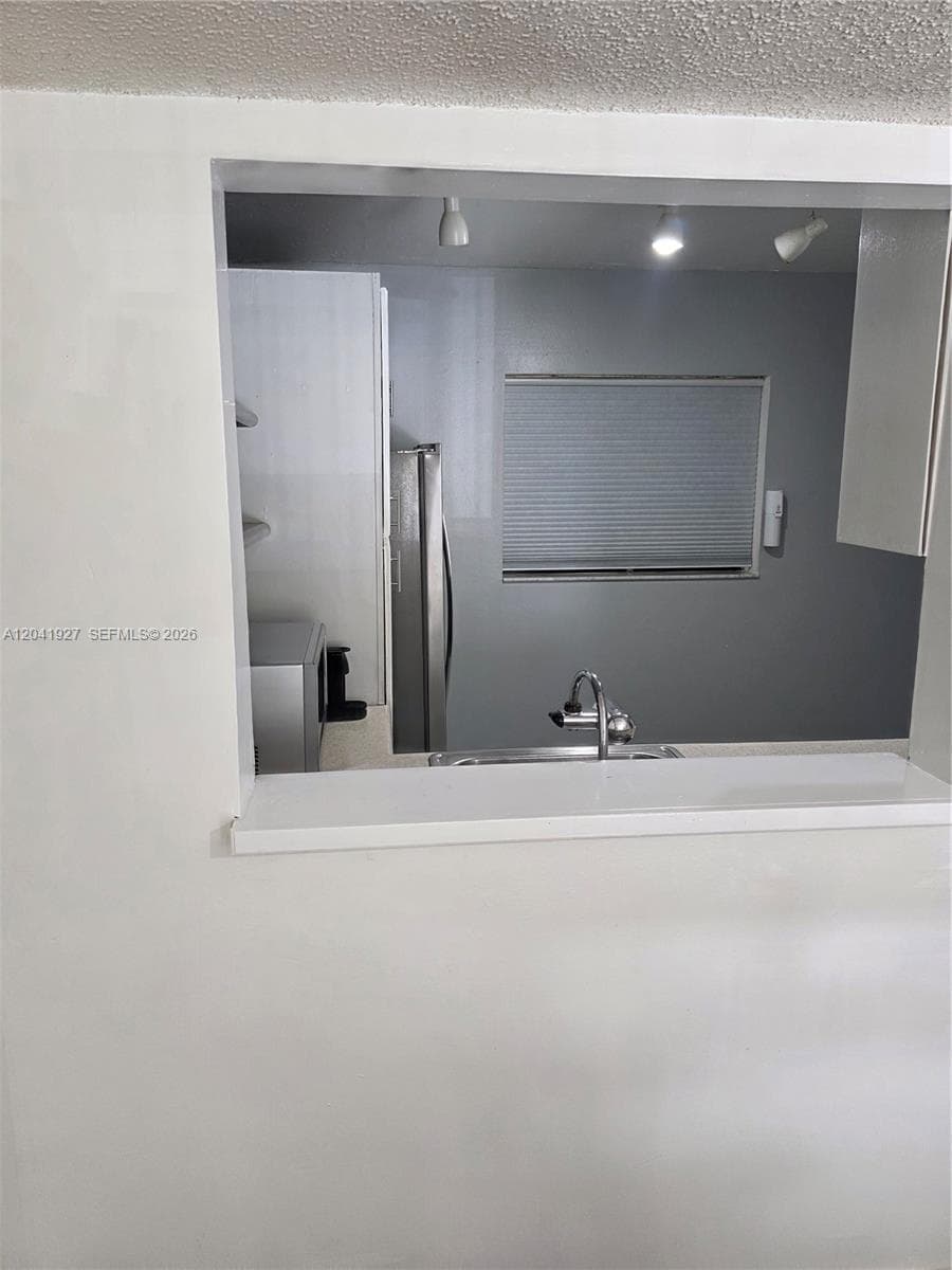 8065 SW 107th Ave # 202, Miami, FL 33173 photo 6