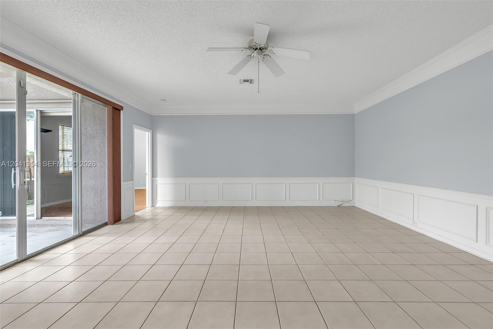 5823 Plum Harbor Cir, Tamarac, FL 33321 photo 12