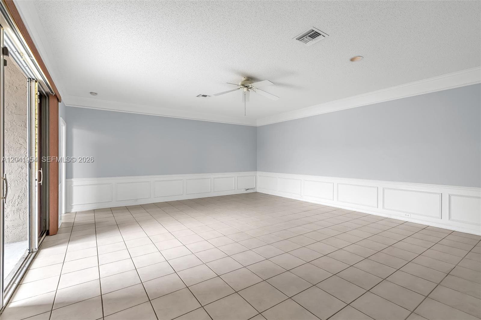 5823 Plum Harbor Cir, Tamarac, FL 33321 photo 11