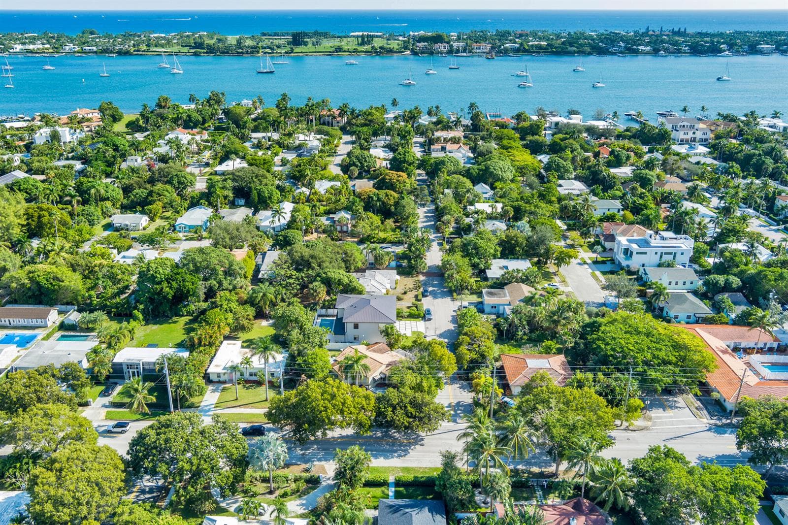 383 31st Court, West Palm Beach, FL 33407 photo 6