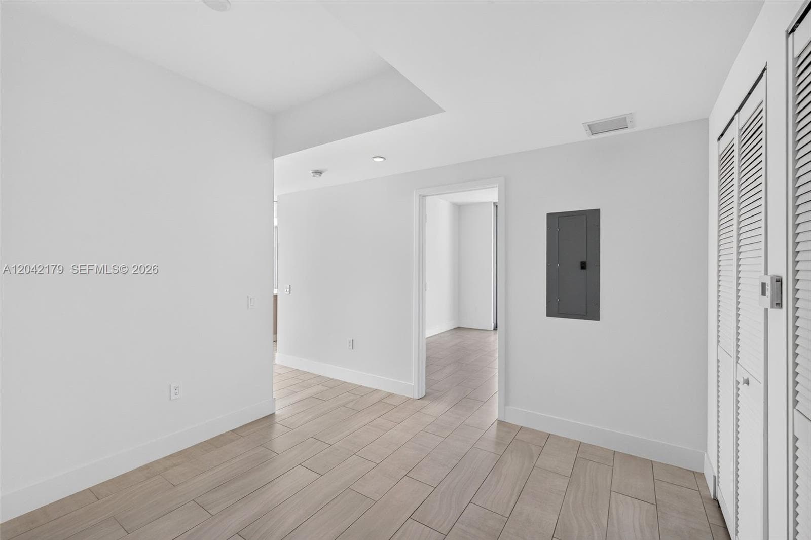2000 Metropica Way # 903, Sunrise, FL 33323 photo 2