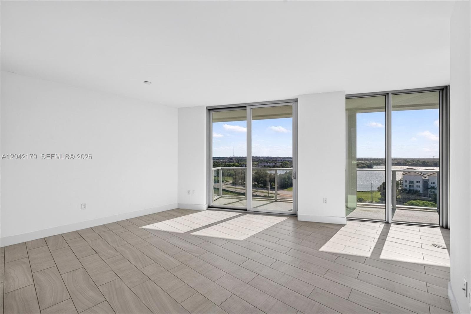 2000 Metropica Way # 903, Sunrise, FL 33323 photo 4