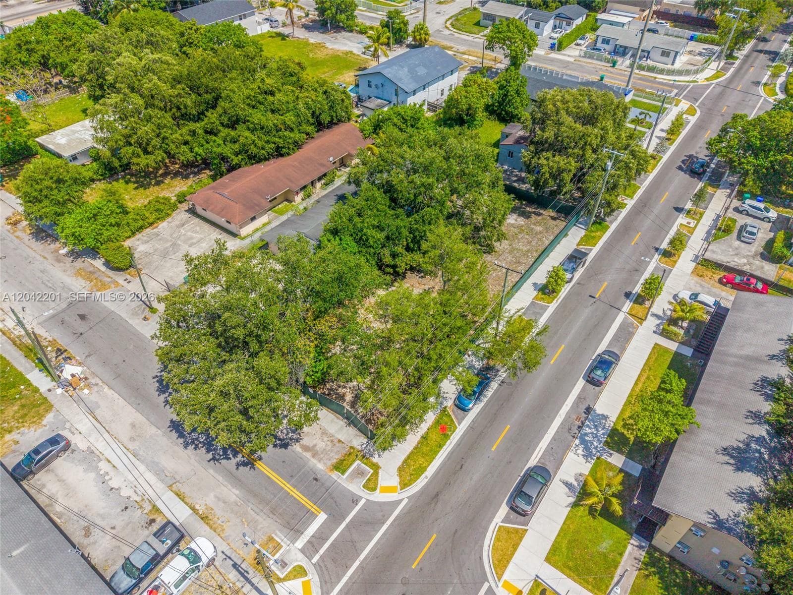 605 NW 65th St, Miami, FL 33150 photo 9
