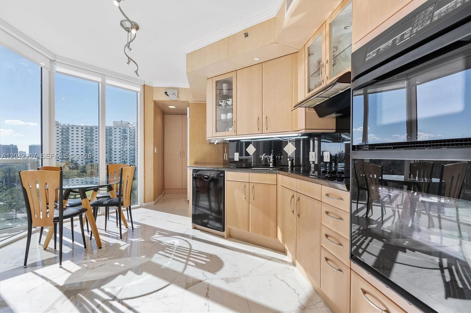 19333 Collins Ave # 703, Sunny Isles Beach, FL 33160 photo 11