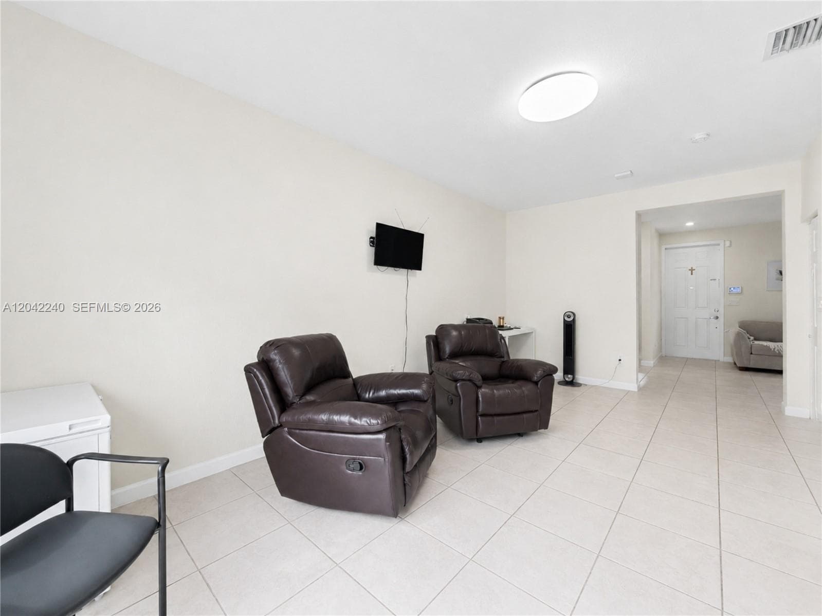 10604 W 33rd Ln, Hialeah, FL 33018 photo 7