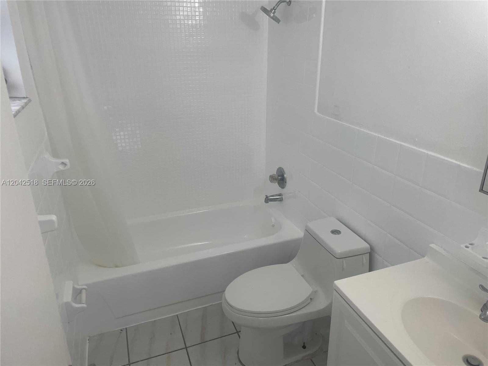 1717 NW 16th St, Miami, FL 33125 photo 6