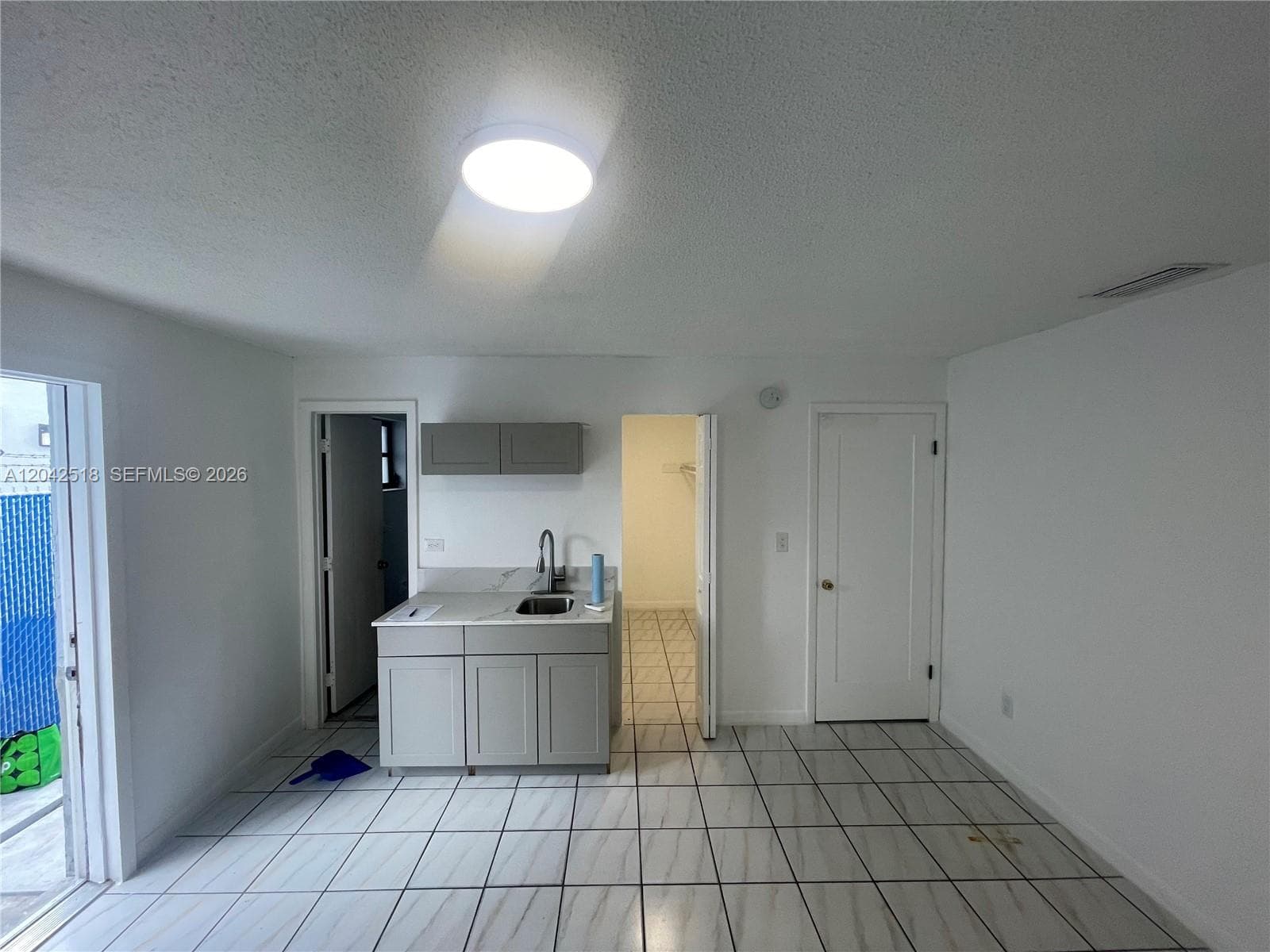 1717 NW 16th St, Miami, FL 33125 photo 13