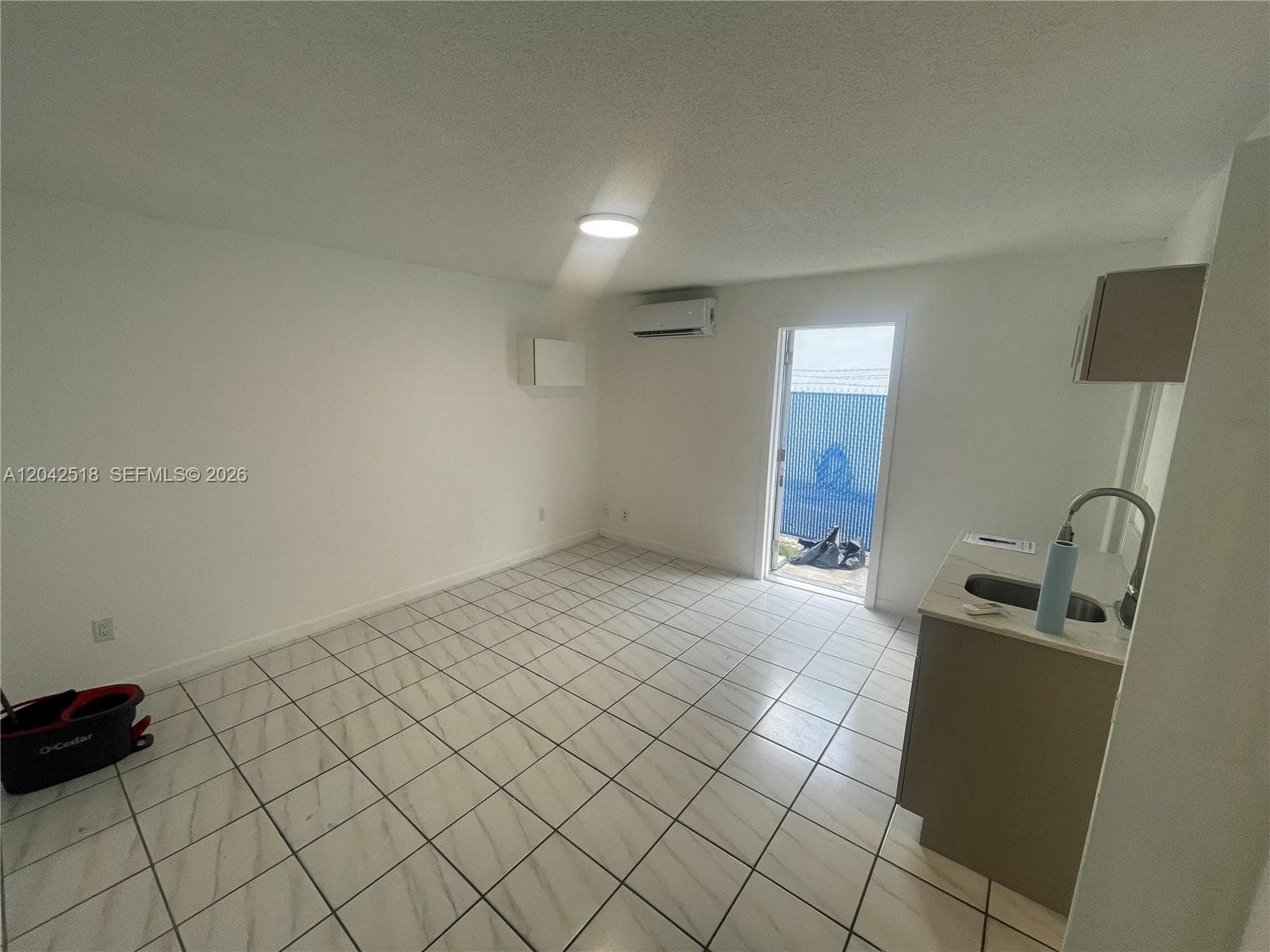1717 NW 16th St, Miami, FL 33125 photo 10