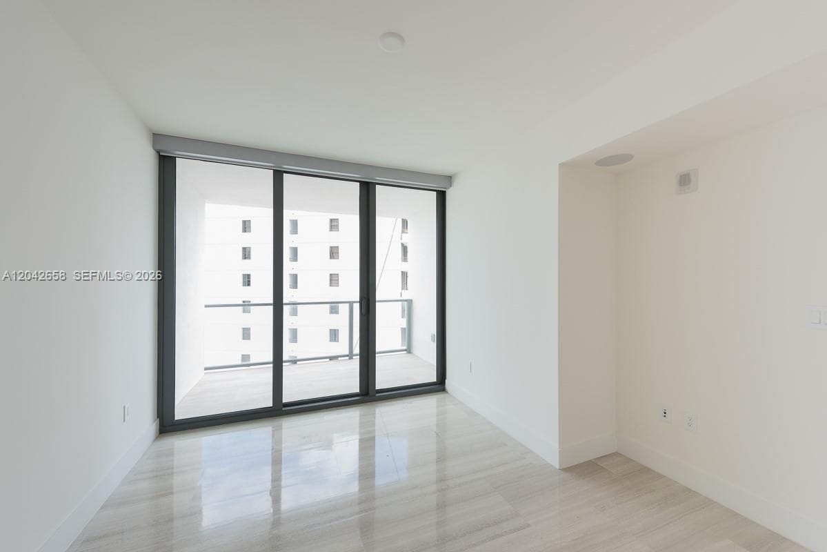 1451 Brickell Ave # 2103, Miami, FL 33131 photo 9