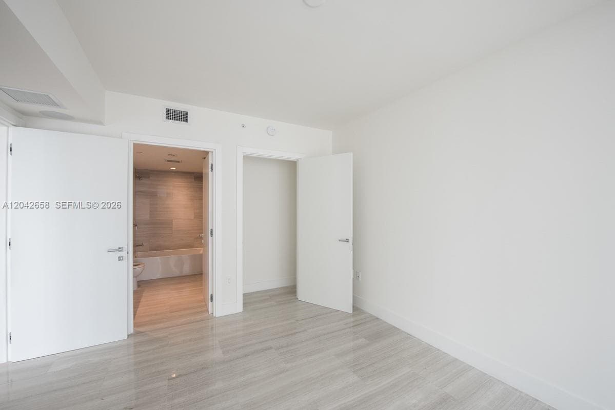 1451 Brickell Ave # 2103, Miami, FL 33131 photo 10