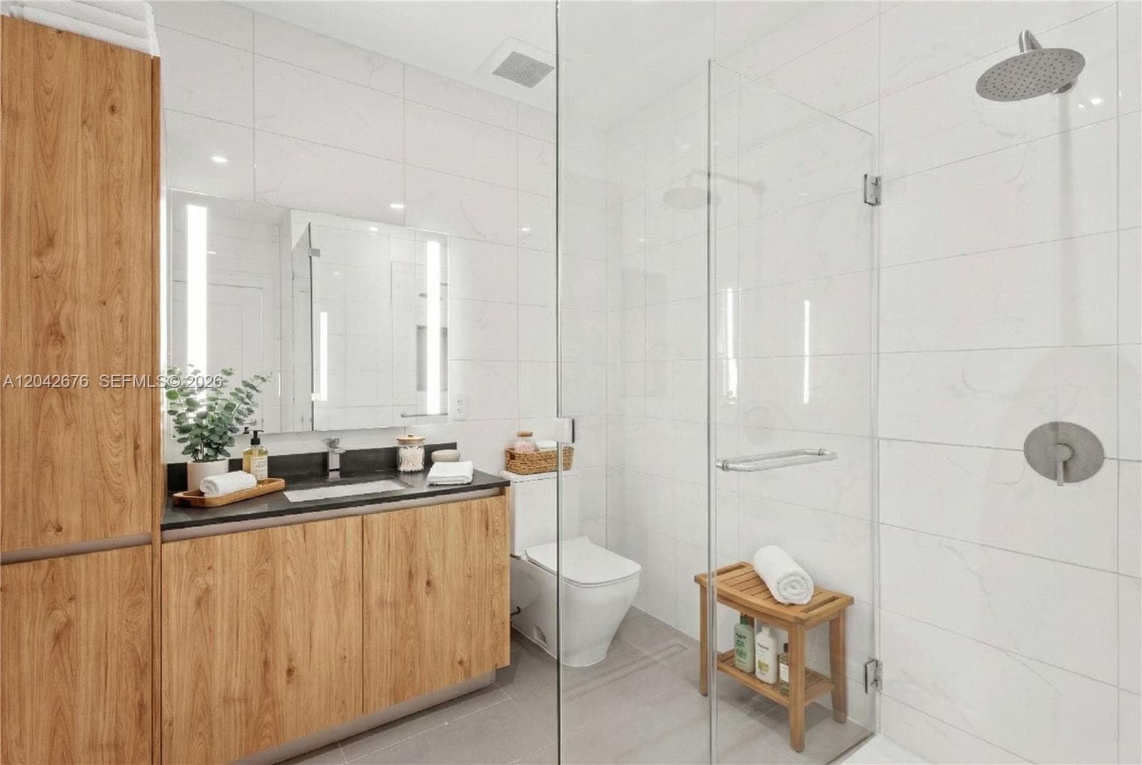 650 NE 2nd Ave # 3504, Miami, FL 33132 photo 6