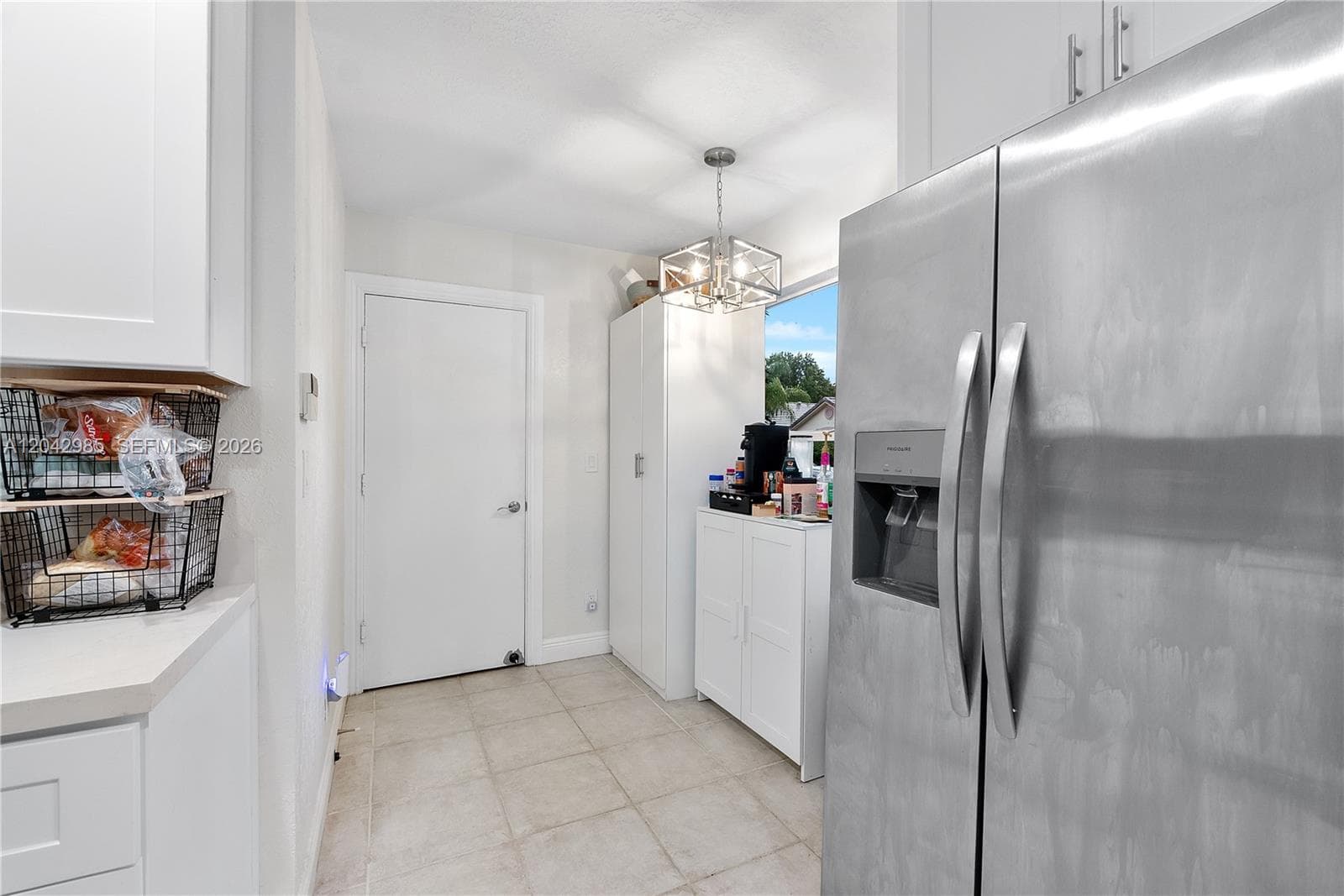 9161 Lake Park Cir N, Davie, FL 33328 photo 7