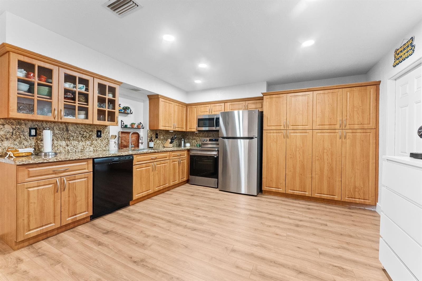 7100 NW 92nd Avenue, Tamarac, FL 33321 photo 8