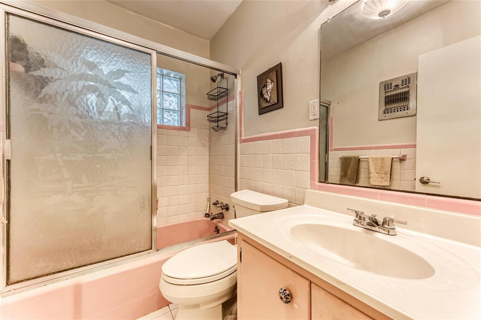 1676 NE 40th Street, Oakland Park, FL 33334 photo 12