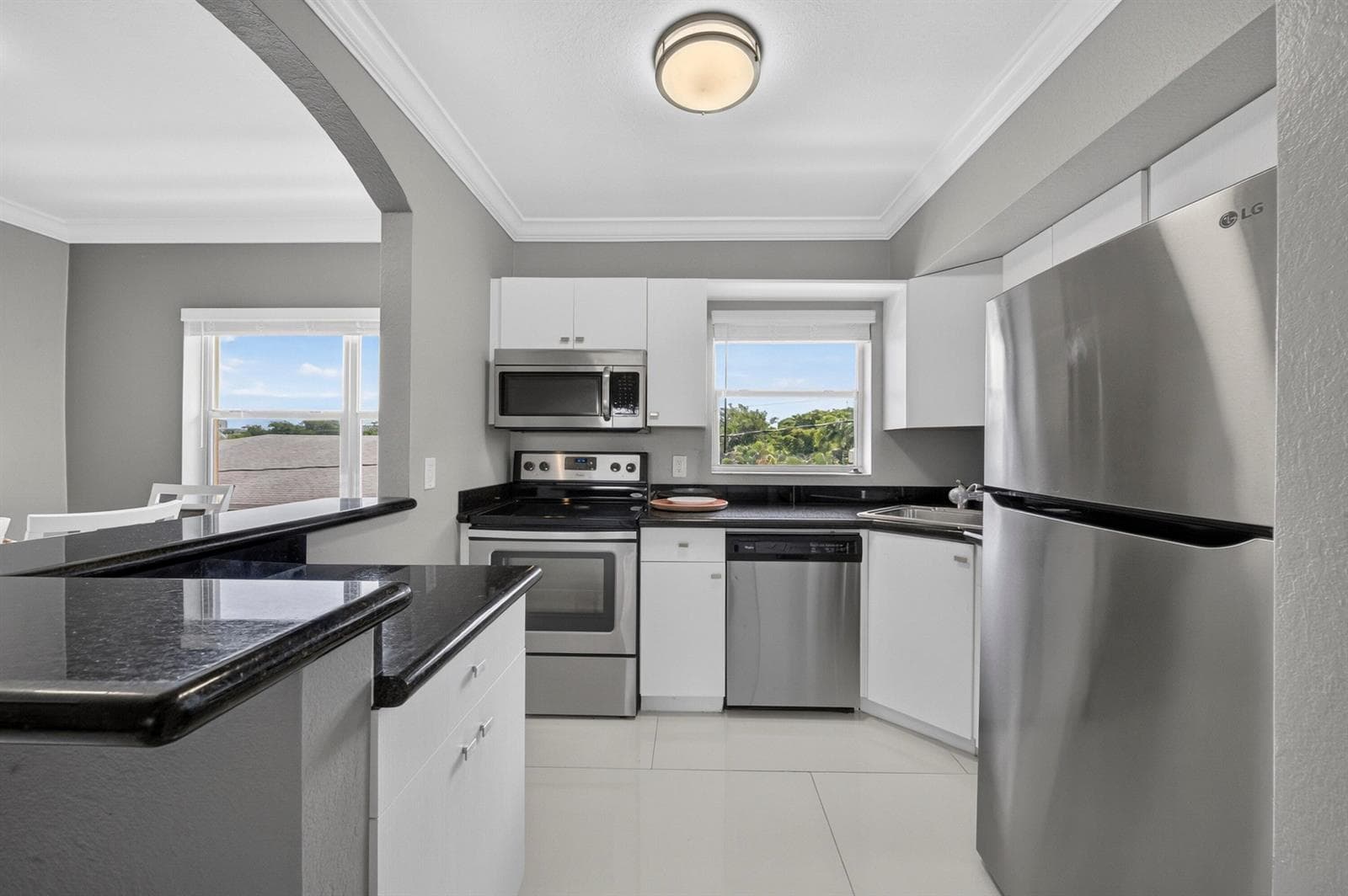 744 NE 14th Avenue # 21, Fort Lauderdale, FL 33304 photo 9