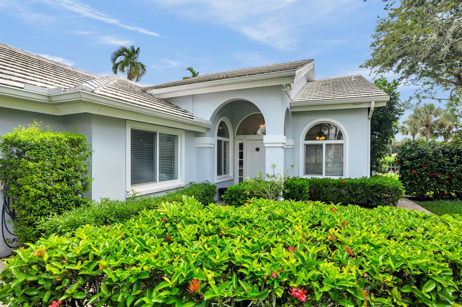 2402 Saratoga Bay Drive, West Palm Beach, FL 33409 photo 6