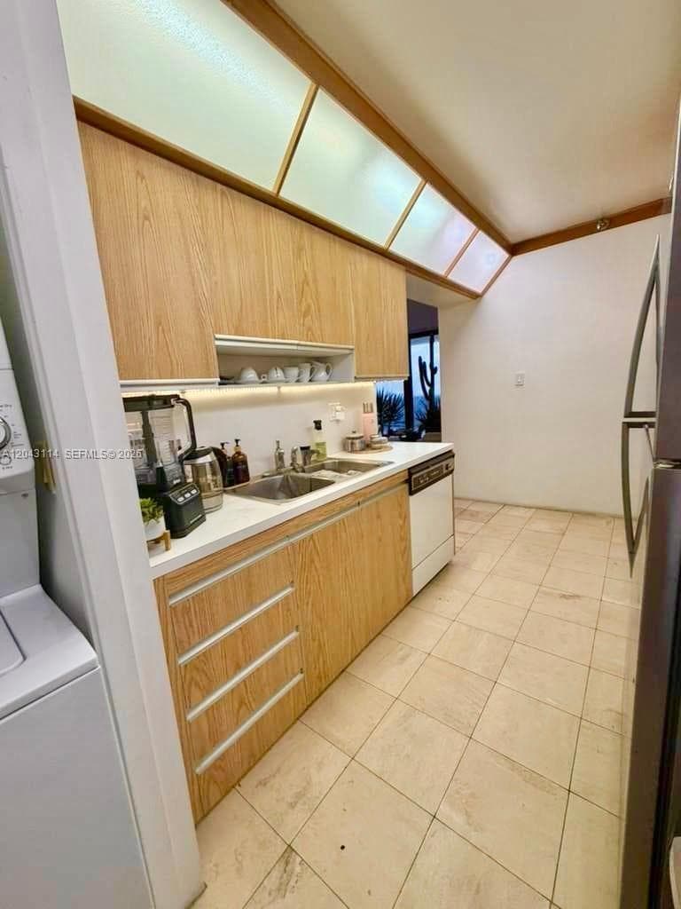 19667 Turnberry Way # 12C, Aventura, FL 33180 photo 8