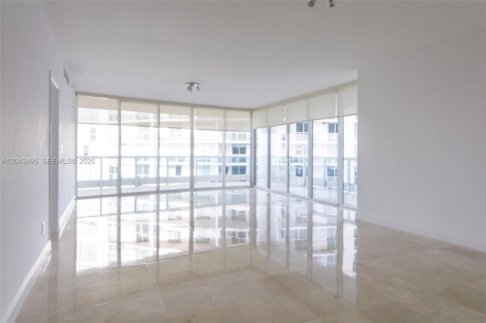 2127 Brickell Ave # 2504, Miami, FL 33129 photo 9