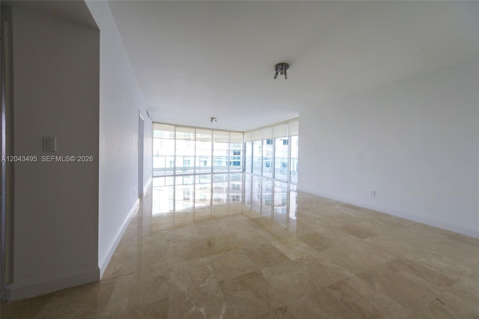 2127 Brickell Ave # 2504, Miami, FL 33129 photo 8
