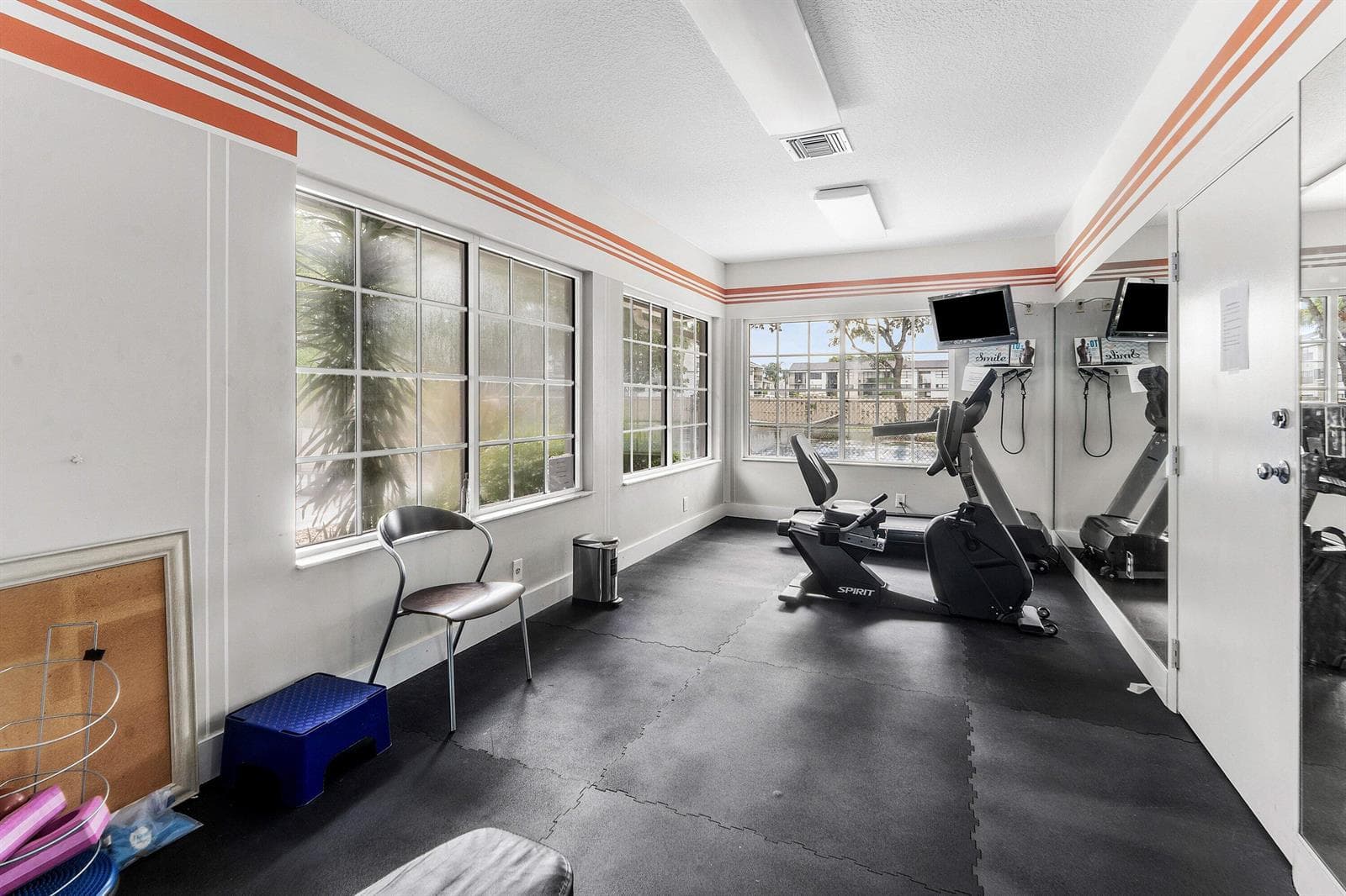 612 Executive Center Drive # 107, West Palm Beach, FL 33401 photo 8