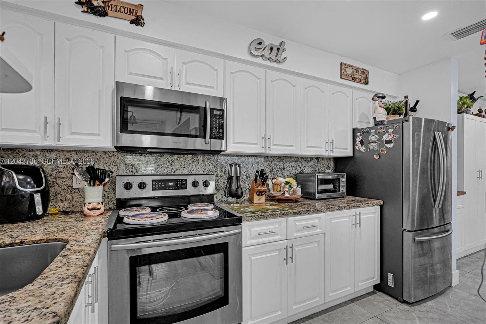 160 NE 8th Ave # 27A, Hallandale Beach, FL 33009 photo 9