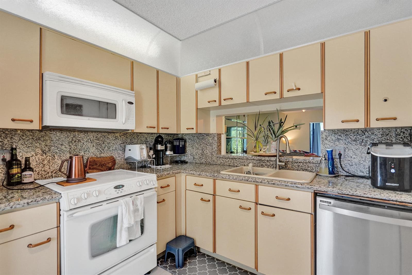 5201 W Club Circle # 103, Boca Raton, FL 33431 photo 6
