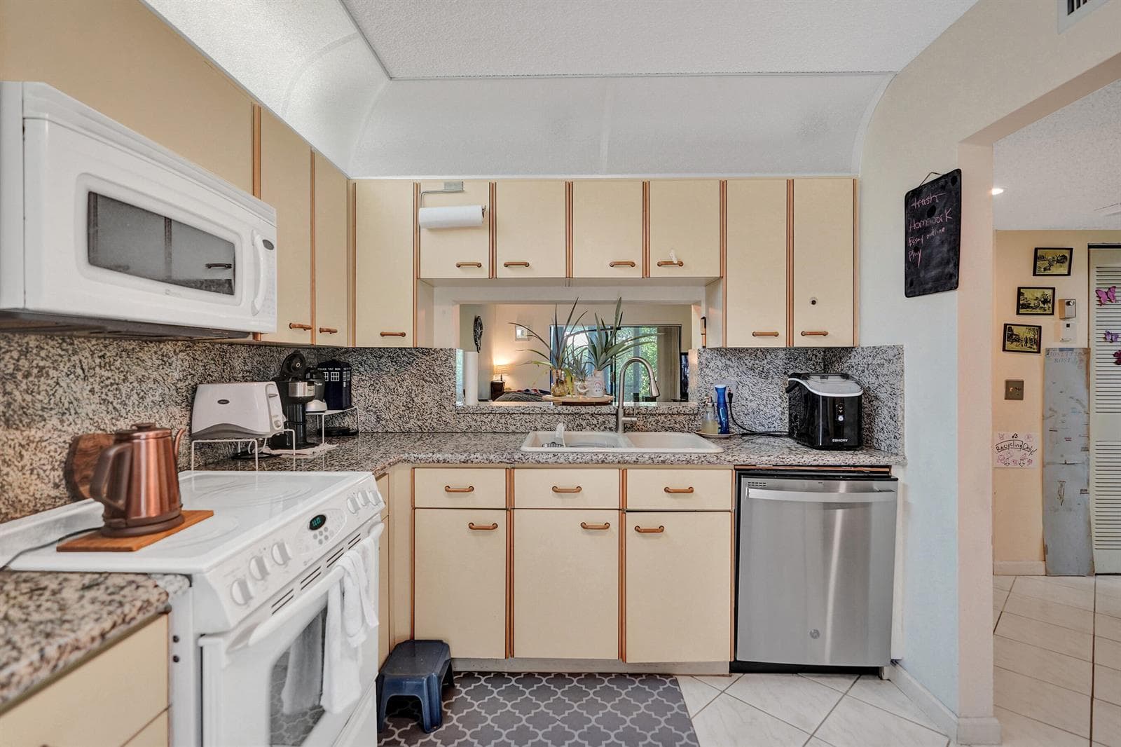 5201 W Club Circle # 103, Boca Raton, FL 33431 photo 7