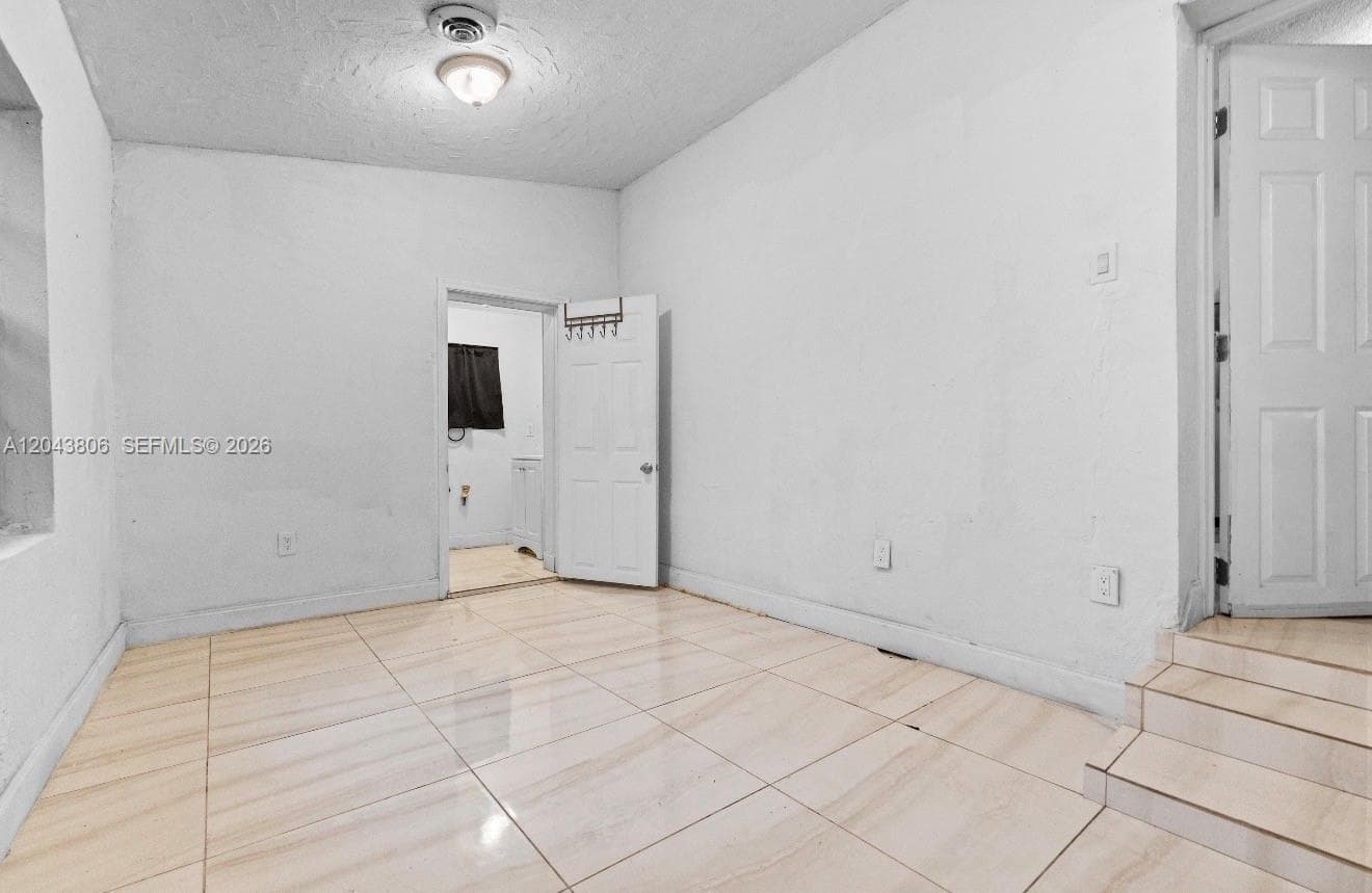 7573 NW 12th Ct, Miami, FL 33147 photo 8