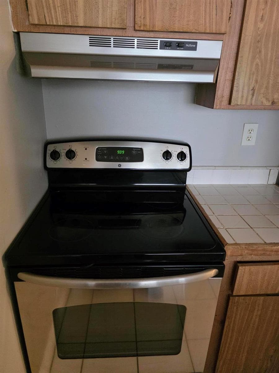 2401 Riverside Drive # 411-b, Coral Springs, FL 33065 photo 4