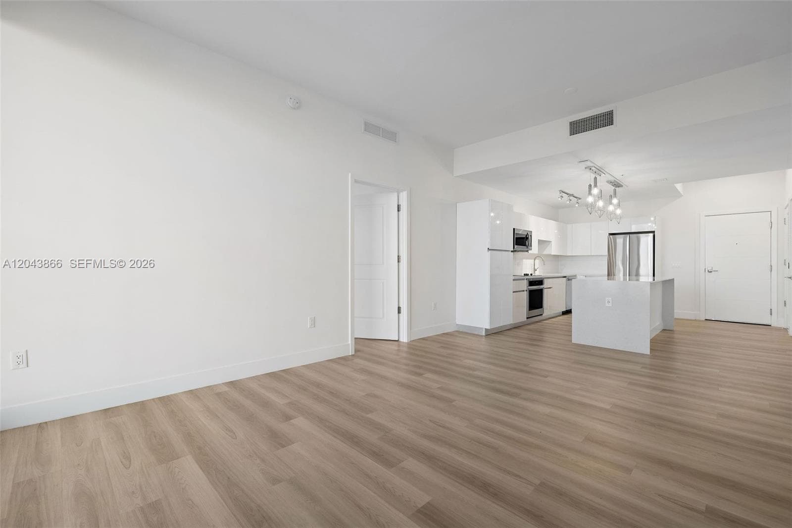 101 Diplomat Pkwy # 2304, Hallandale Beach, FL 33009 photo 7