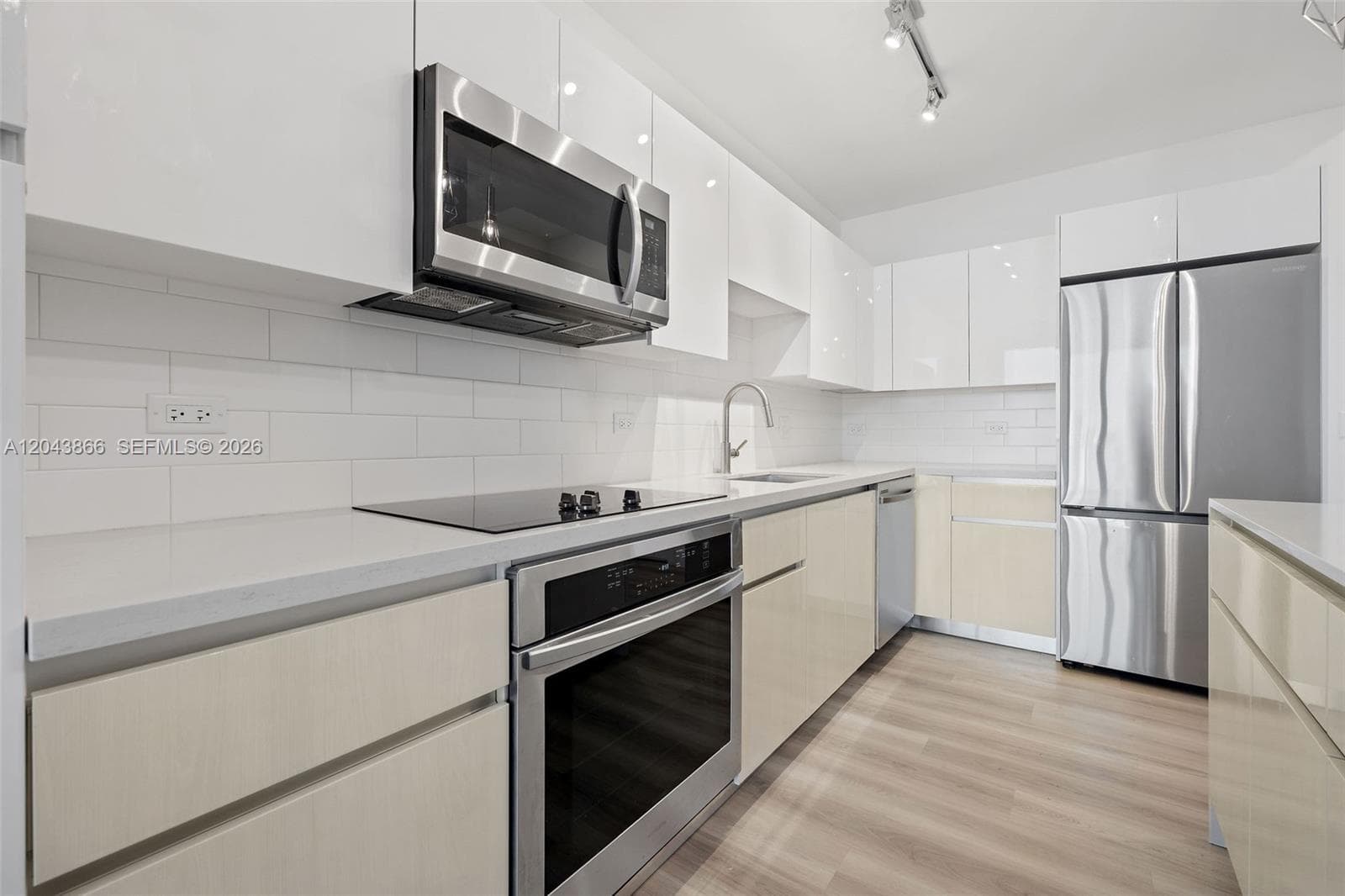 101 Diplomat Pkwy # 2304, Hallandale Beach, FL 33009 photo 3