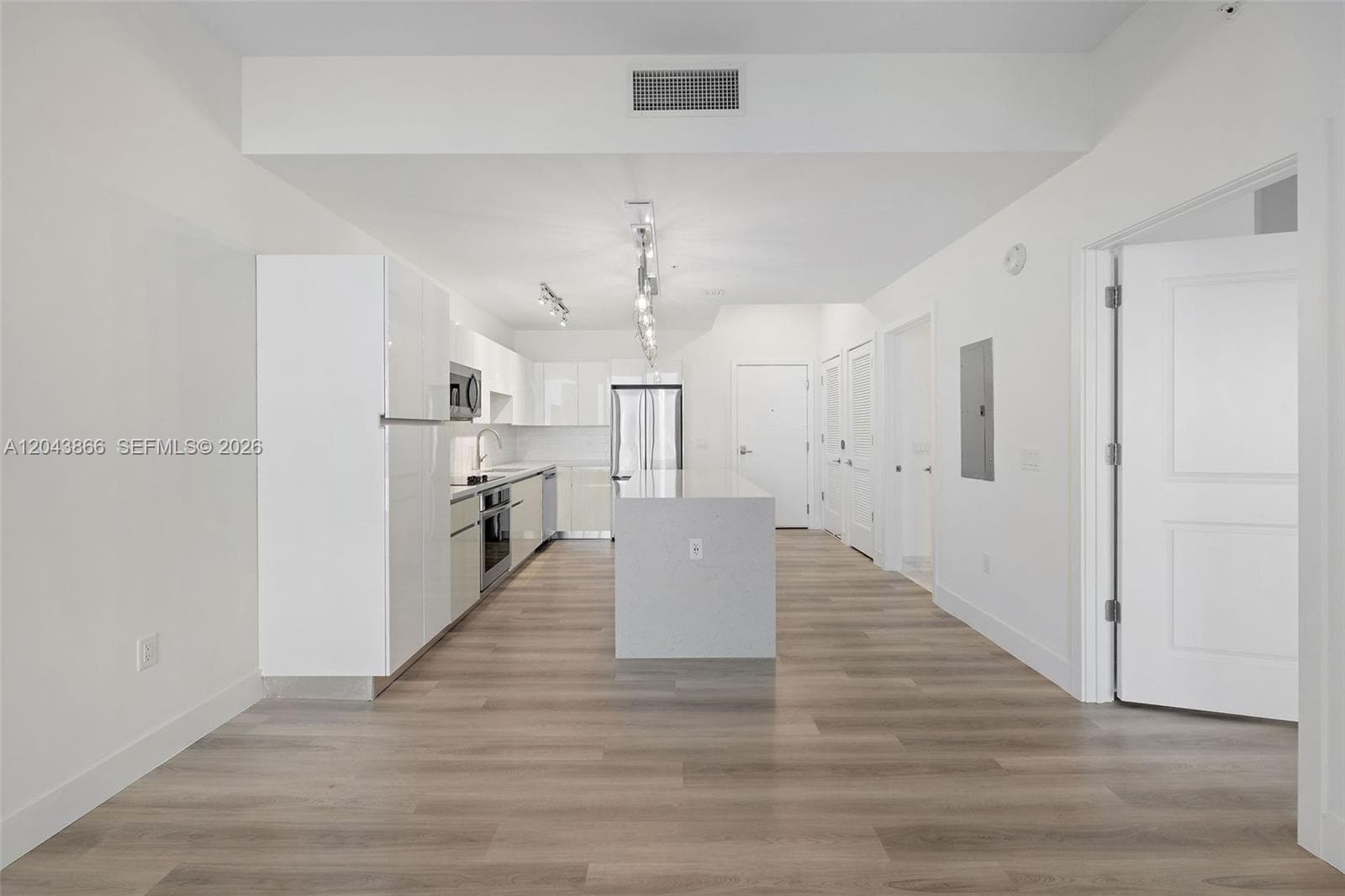 101 Diplomat Pkwy # 2304, Hallandale Beach, FL 33009 photo 8