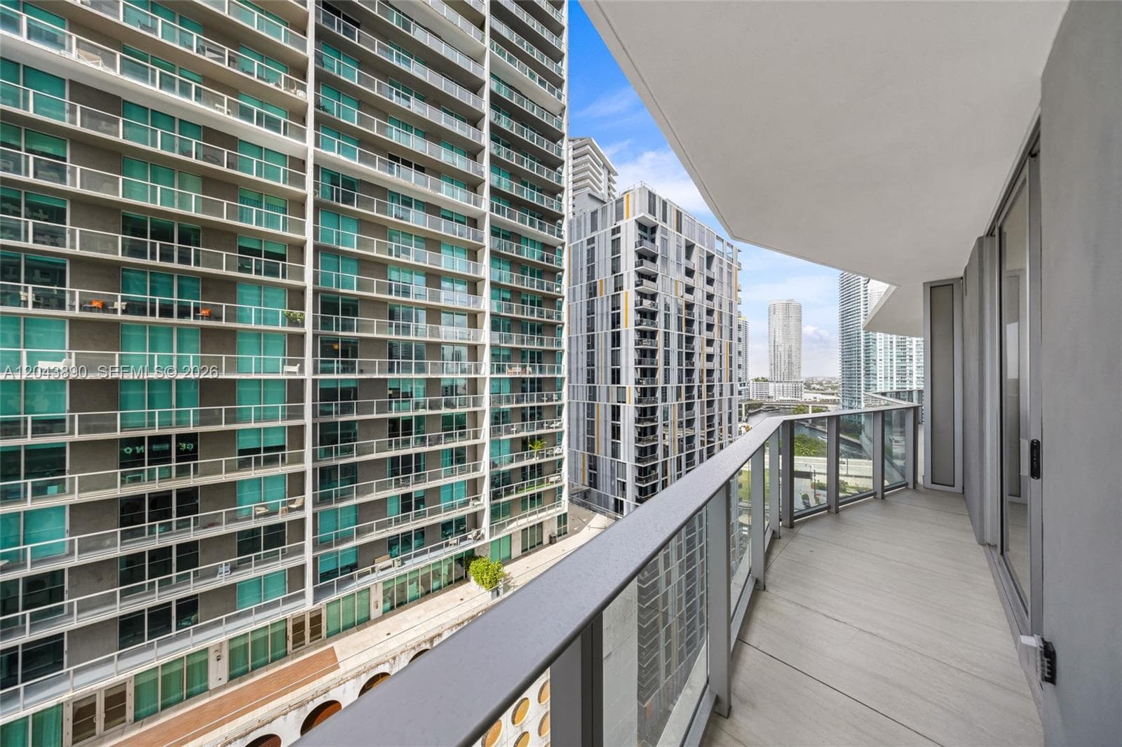 77 SE 5th Street # 1708, Miami, FL 33131 photo 11