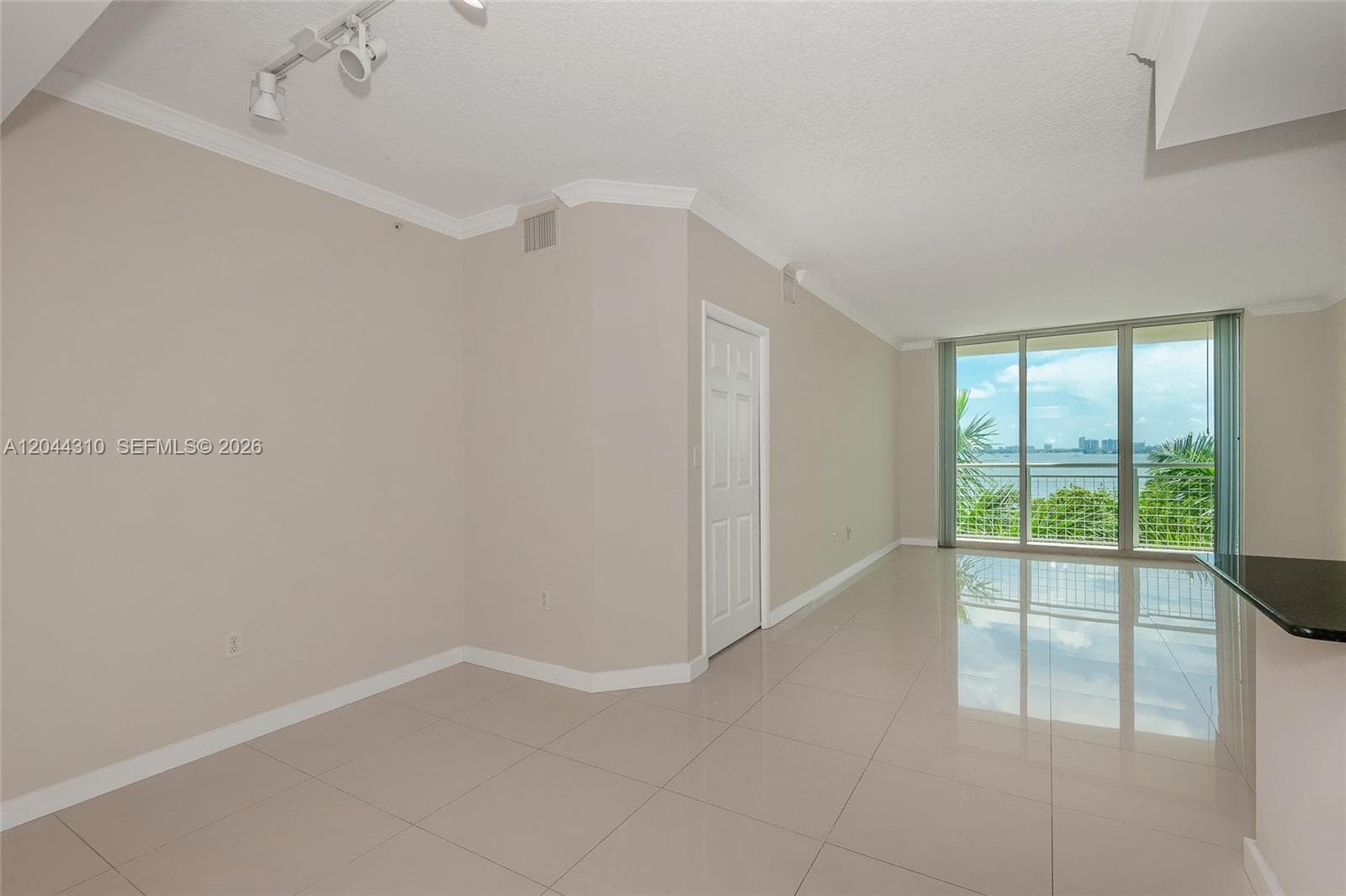 2000 N Bayshore Dr # 516, Miami, FL 33137 photo 7
