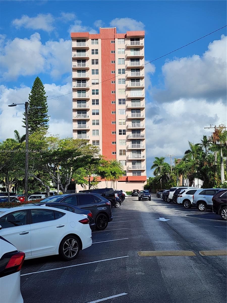 3161 S Ocean Dr # 301, Hallandale Beach, FL 33009 photo 2