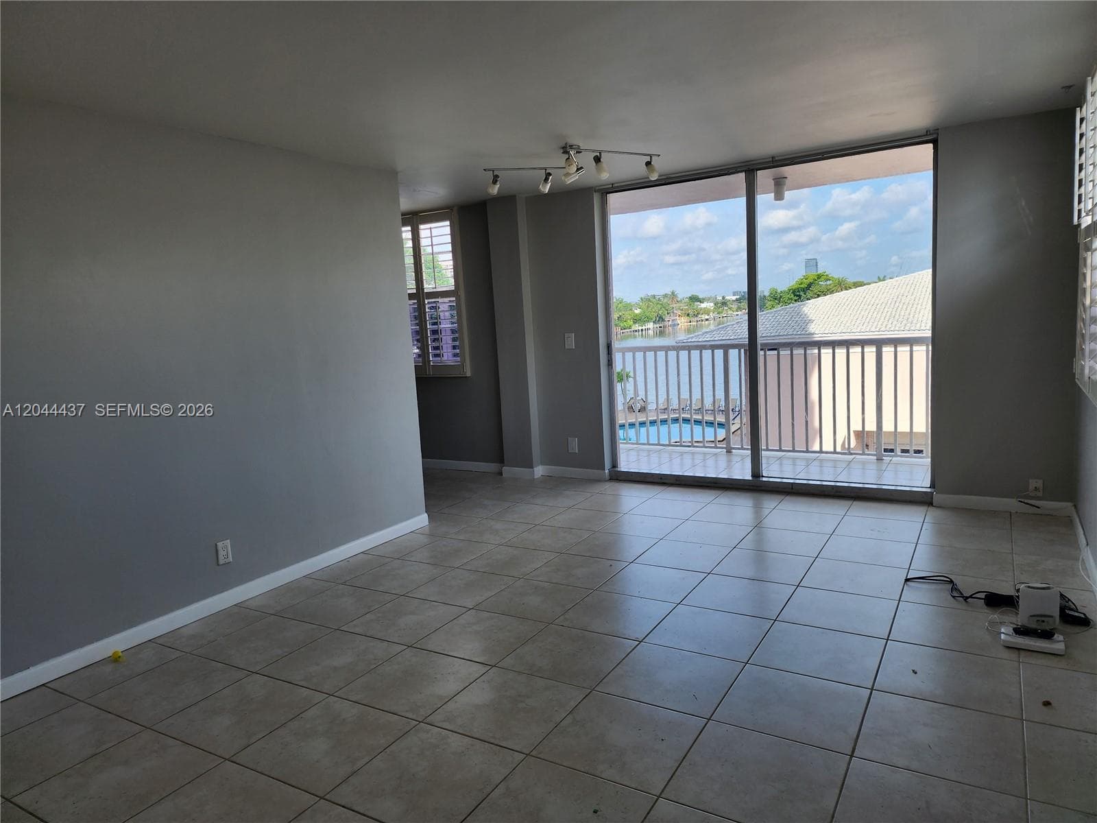 3161 S Ocean Dr # 301, Hallandale Beach, FL 33009 photo 12