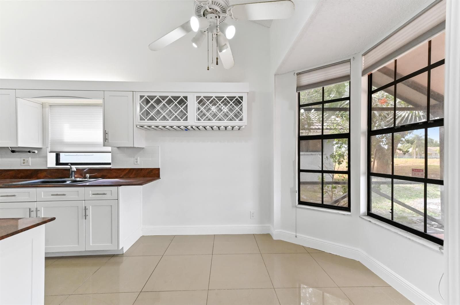 5421 Helene Circle, Boynton Beach, FL 33472 photo 11