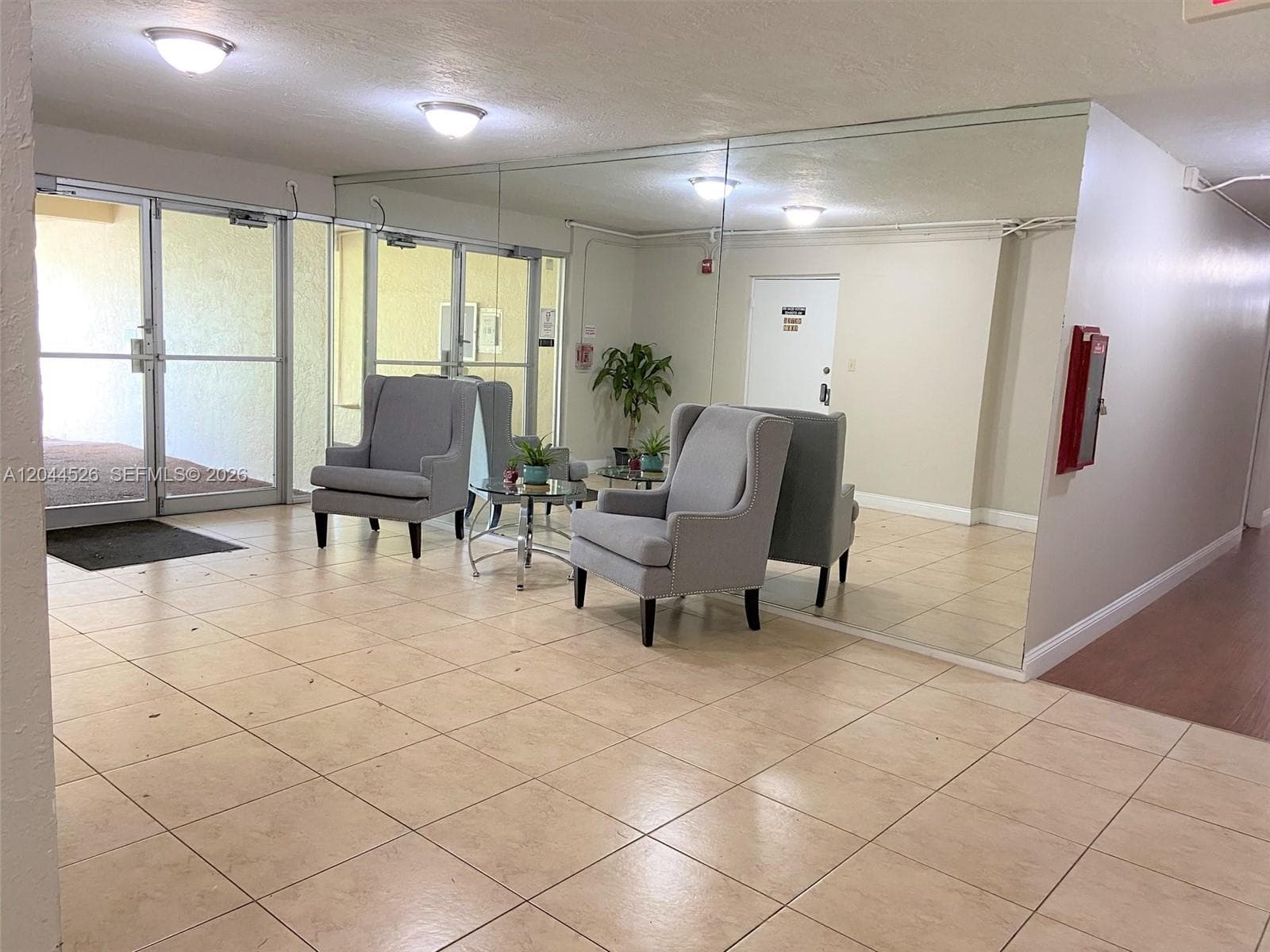 7300 NW 17th St # 210, Plantation, FL 33313 photo 3